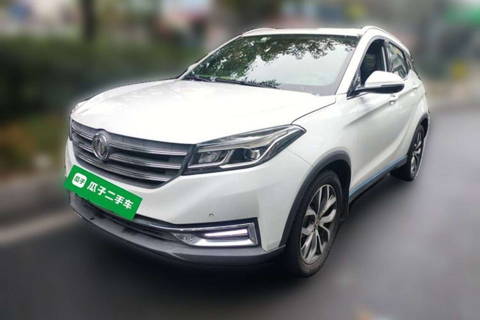 Used Dongfeng Fengon E3 2019 EVR Range-Extended Smart Model Front Left 45 Deg