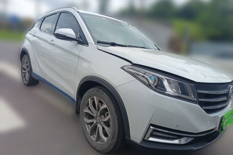 Used Dongfeng Fengon E3 2019 EVR Extended-Range Luxury Model Front Right 45 Deg