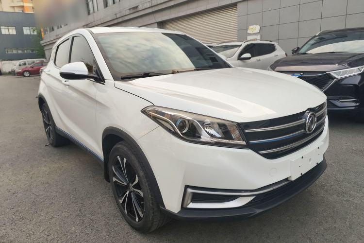 Used Dongfeng Fengon E3 2019 EV Zhiyue Model Front Right 45 Deg