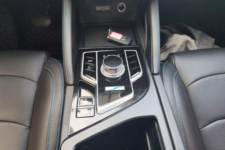 Used Dongfeng Fengon E3 2019 EV Zhiyue Model Gear Lever
