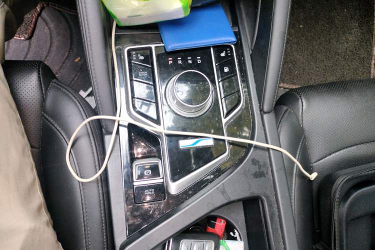 Used Dongfeng Fengon E3 2019 EVR Range-Extended Smart Model Gear Lever
