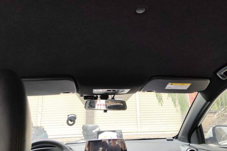 Used Dongfeng Fengon E3 2019 EV Zhiyue Model Headliner