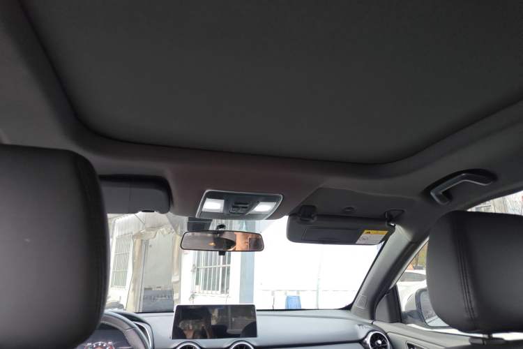 Used Dongfeng Fengon E3 2019 EV Zhihao Model Headliner