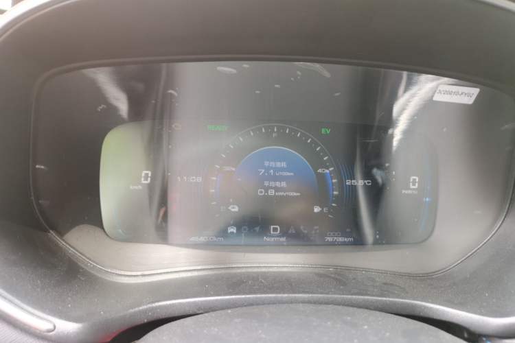 Used Dongfeng Fengon E3 2019 EVR Extended-Range Luxury Model Instrument Cluster