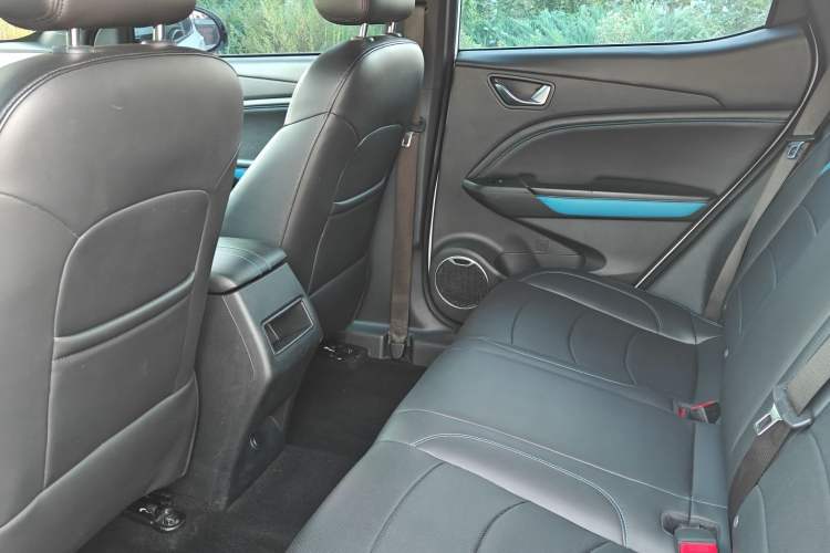Used Dongfeng Fengon E3 2019 EVR Range-Extended Smart Enjoyment Model Interior 3