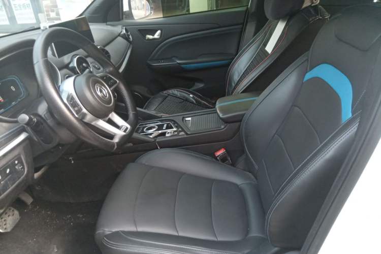 Used Dongfeng Fengon E3 2019 EV Zhiyue Model Left Front Seat