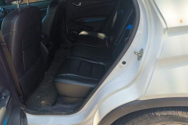 Used Dongfeng Fengon E3 2019 EV Zhiyue Model Left Rear Seat