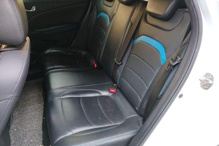 Used Dongfeng Fengon E3 2019 EV Zhiyue Model Left Rear Seat