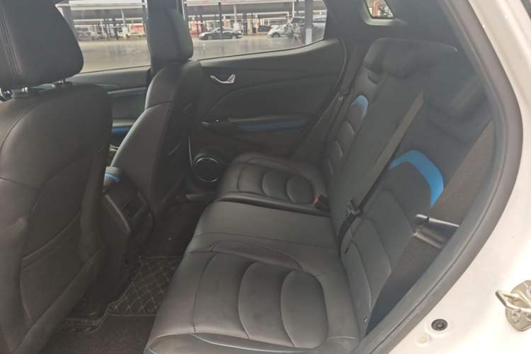 Used Dongfeng Fengon E3 2019 EV Zhiyue Model Custom Edition Left Rear Seat
