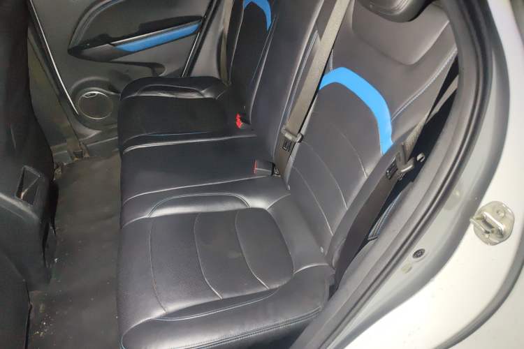 Used Dongfeng Fengon E3 2019 EV Zhiyue Model Left Rear Seat