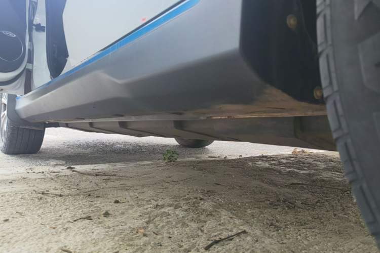 Used Dongfeng Fengon E3 2019 EV Zhihao Model Left Side Sill