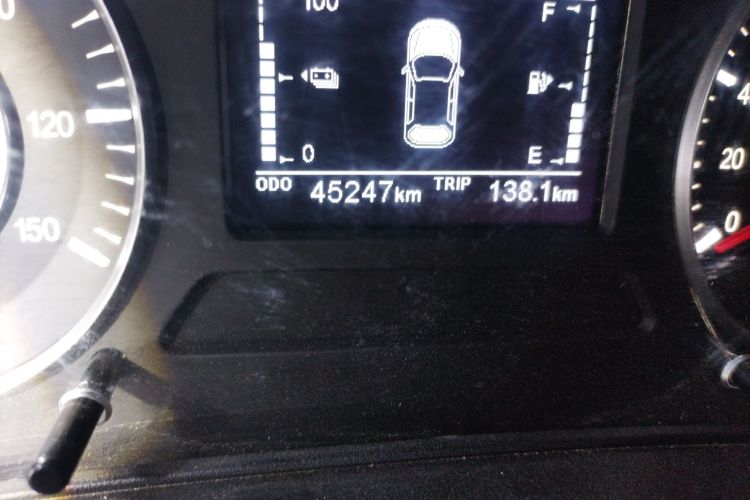Used Dongfeng Fengon E3 2019 EVR Range-Extended Smart Enjoyment Model Odometer Close Up