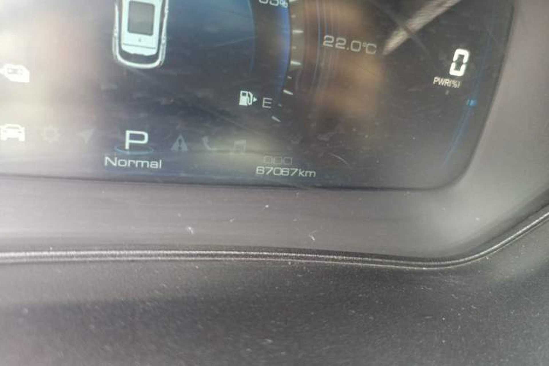 Used Dongfeng Fengon E3 2019 EVR Extended-Range Luxury Model Odometer Close Up