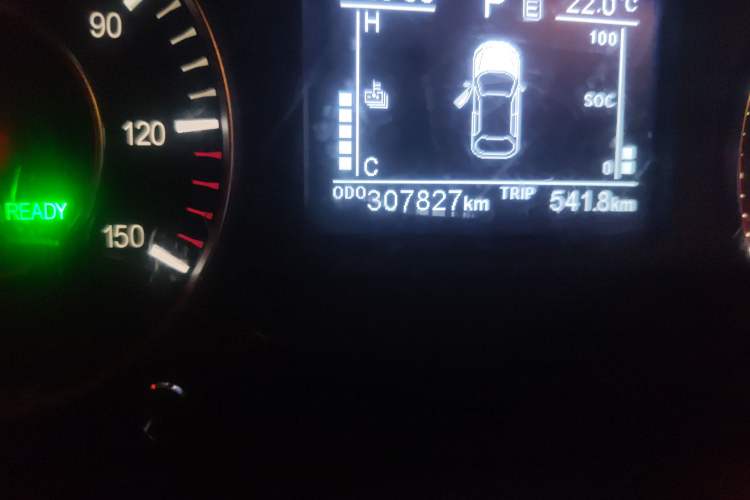 Used Dongfeng Fengon E3 2019 EV Zhiyue Model Odometer Close Up
