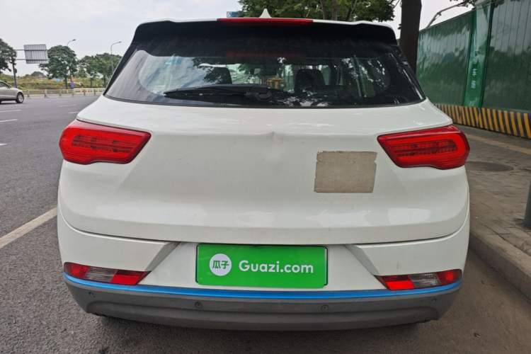 Used Dongfeng Fengon E3 2019 EVR Range-Extended Smart Model Rear