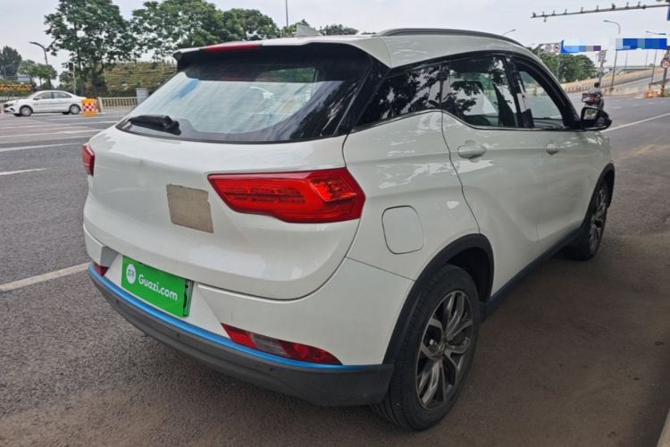 Used Dongfeng Fengon E3 2019 EVR Range-Extended Smart Model Rear Right 45 Deg