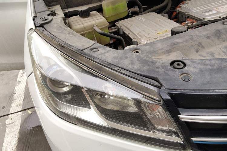Used Dongfeng Fengon E3 2019 EV Zhiyue Model Right Front Headlight