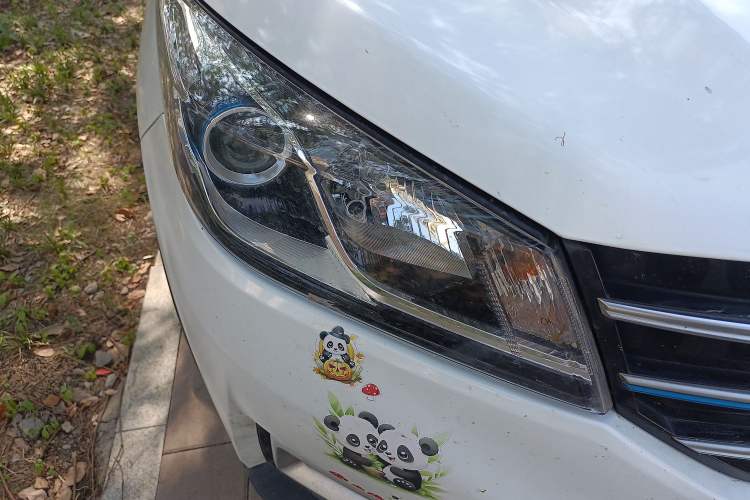Used Dongfeng Fengon E3 2019 EV Zhiyue Model Right Front Headlight