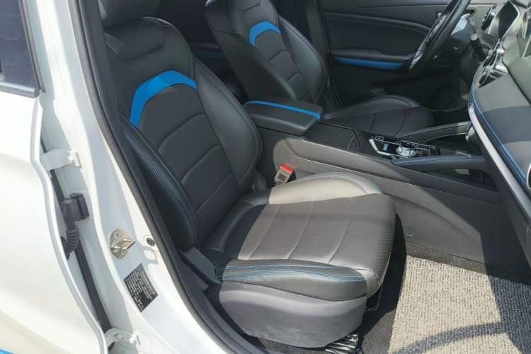 Used Dongfeng Fengon E3 2019 EV Zhihao Model Right Front Seat