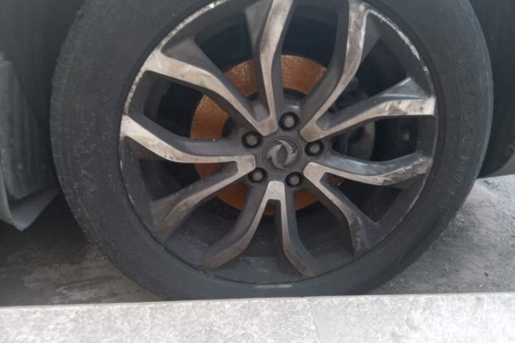 Used Dongfeng Fengon E3 2019 EV Zhiyue Model Right Front Wheel Hub