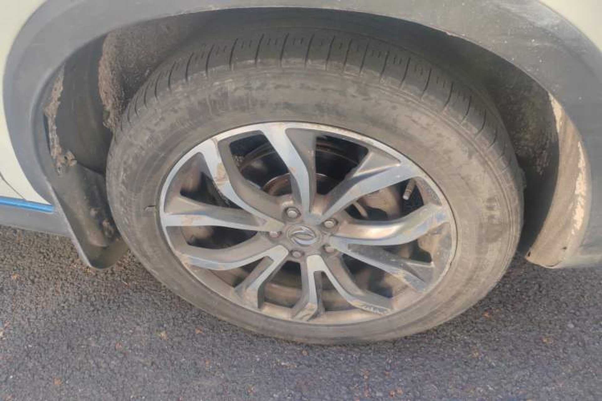 Used Dongfeng Fengon E3 2019 EV Zhiyue Model Right Front Wheel Hub