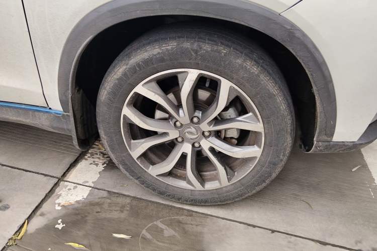 Used Dongfeng Fengon E3 2019 EV Zhiyue Model Right Front Wheel Hub