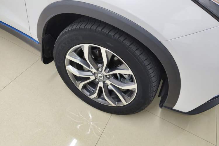 Used Dongfeng Fengon E3 2019 EVR Range-Extended Smart Model Right Front Wheel Hub