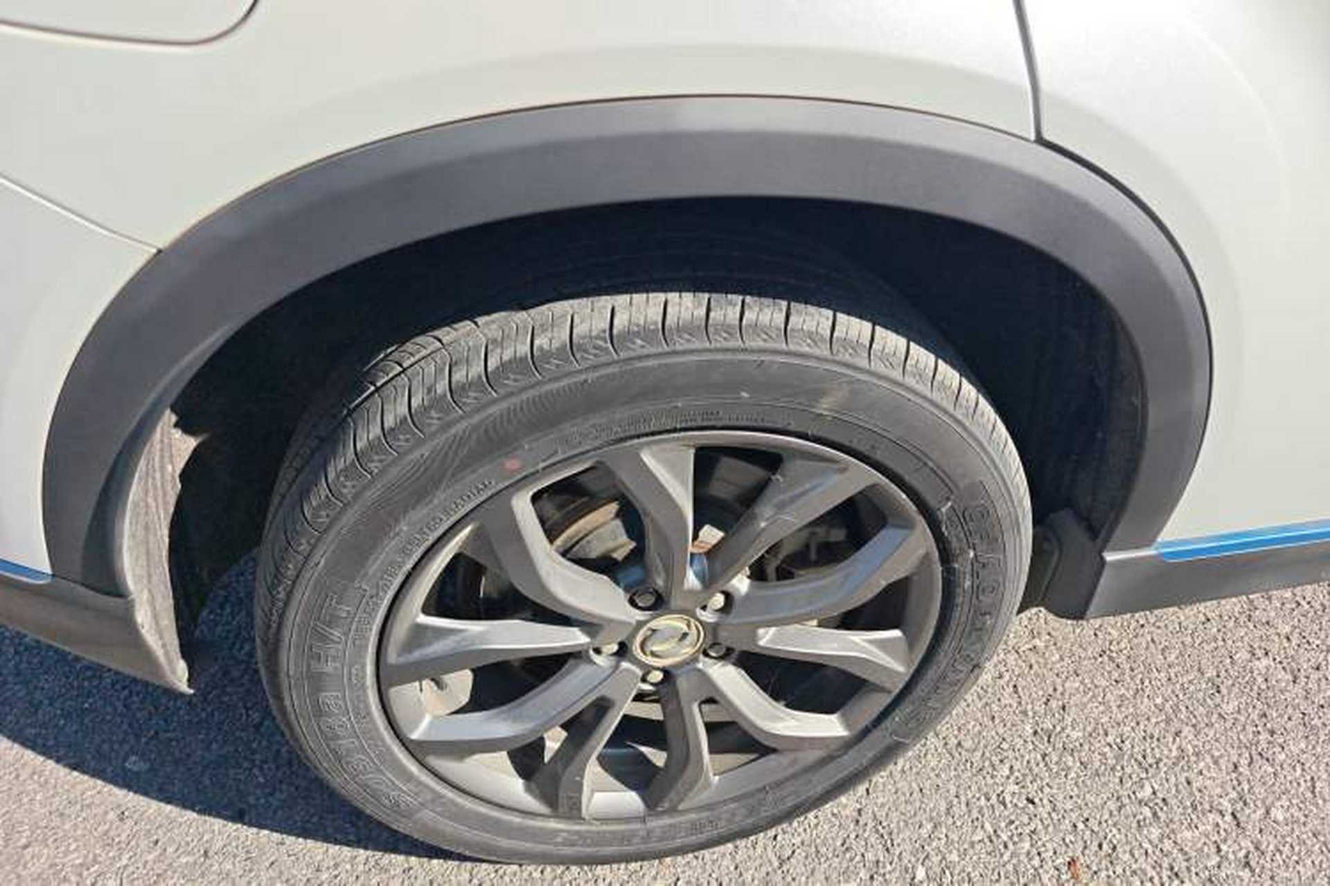 Used Dongfeng Fengon E3 2019 EVR Range-Extended Smart Enjoyment Model Right Rear Wheel Hub