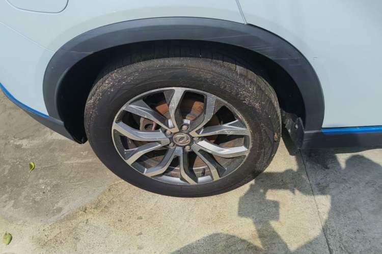 Used Dongfeng Fengon E3 2019 EV Zhihao Model Right Rear Wheel Hub