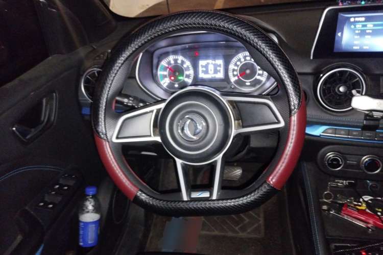 Used Dongfeng Fengon E3 2019 EVR Range-Extended Smart Enjoyment Model Steering Wheel