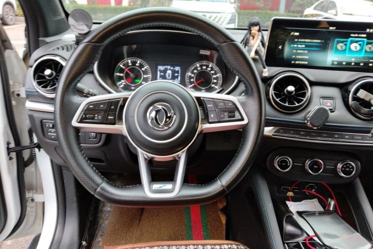 Used Dongfeng Fengon E3 2019 EVR Range-Extended Smart Model Steering Wheel