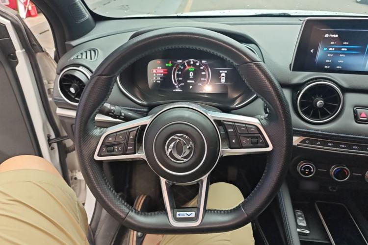 Used Dongfeng Fengon E3 2019 EV Zhiyue Model Custom Edition Steering Wheel