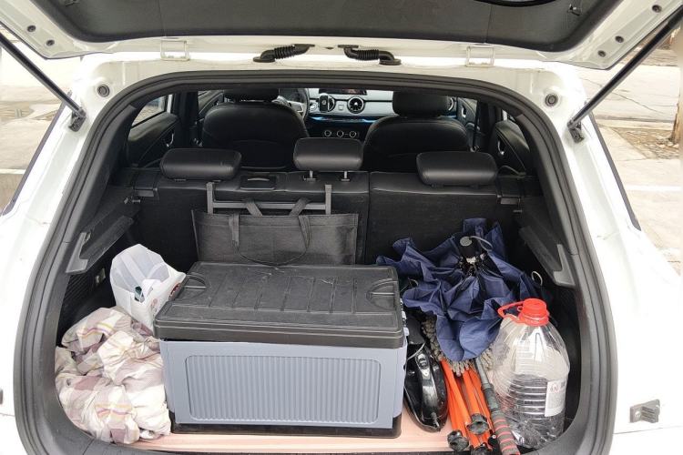Used Dongfeng Fengon E3 2019 EV Zhiyue Model Trunk