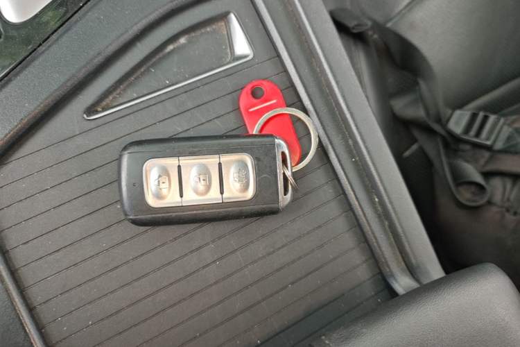 Used Dongfeng Fengon E3 2019 EVR Range-Extended Smart Model Vehicle Key