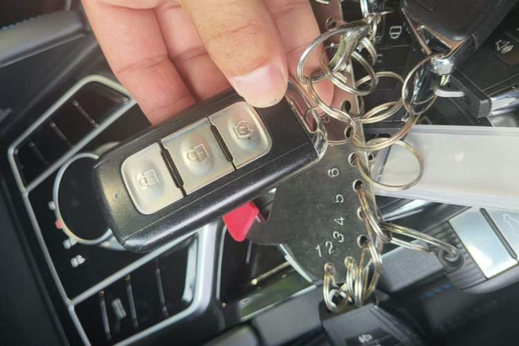 Used Dongfeng Fengon E3 2019 EV Zhihao Model Vehicle Key