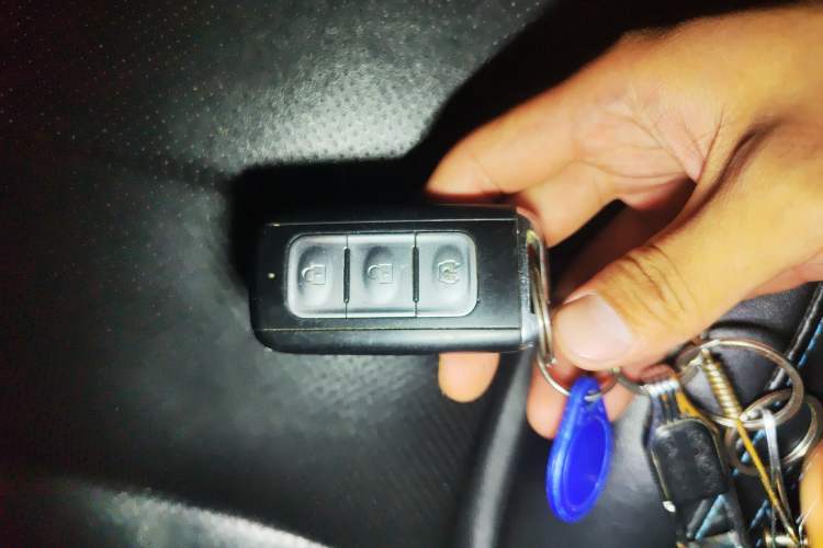 Used Dongfeng Fengon E3 2019 EV Zhiyue Model Vehicle Key
