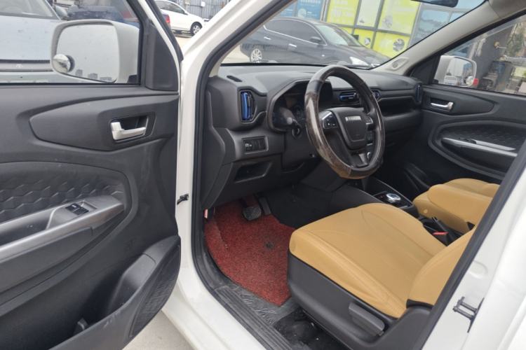 Used Dongfeng Fengon E380 2023 Standard Edition – Comfort Model 7 Seats Driver Seat