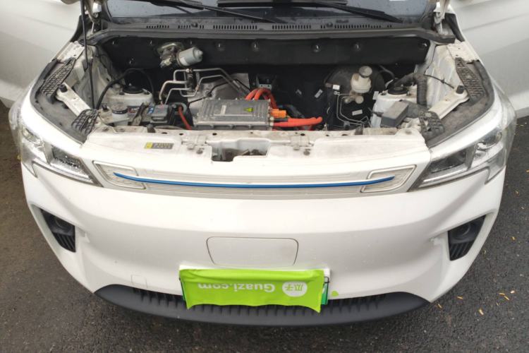 Used Dongfeng Fengon E380 2023 Standard Edition – Comfort Model 7 Seats Engine Bay
