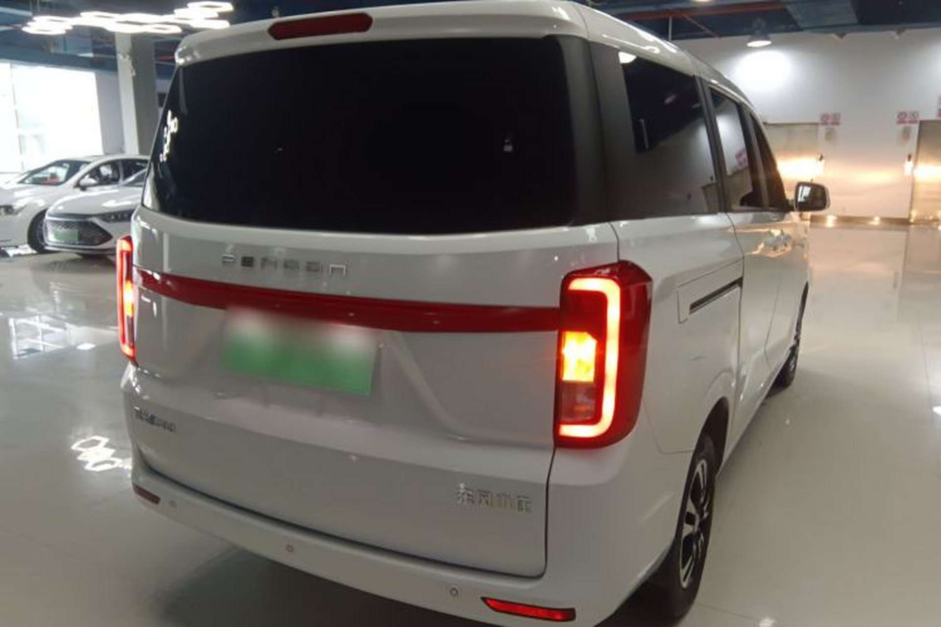 Used Dongfeng Fengon E380 2023 Standard Edition – Comfort Model 7 Seats Rear Right 45 Deg