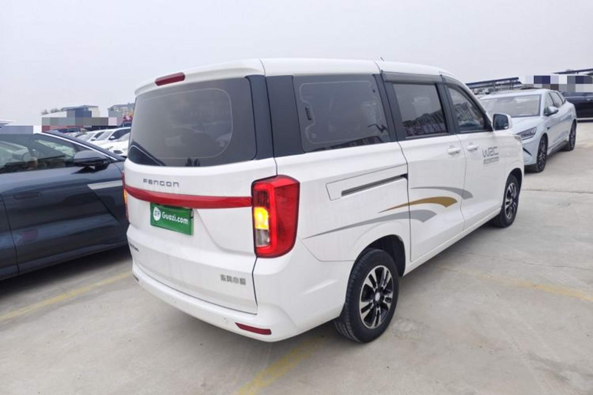 Used Dongfeng Fengon E380 2023 Standard Edition – Comfort Model 7 Seats Rear Right 45 Deg