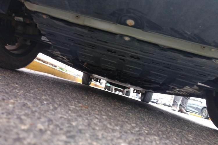 Used Dongfeng Fengon E380 2023 Standard Edition – Comfort Model 5 Seats Chassis Front