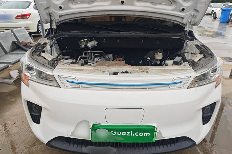 Used Dongfeng Fengon E380 2023 Standard Edition – Comfort Model 7 Seats Engine Bay