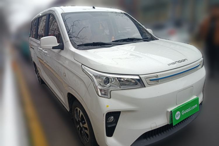 Used Dongfeng Fengon E380 2023 Standard Edition – Comfort Model 5 Seats Front Right 45 Deg