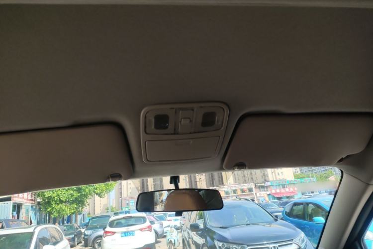 Used Dongfeng Fengon E380 2023 Standard Edition – Comfort Model 7 Seats Headliner