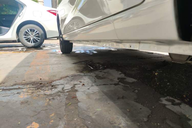 Used Dongfeng Fengon E380 2023 Standard Edition – Comfort Model 7 Seats Left Side Sill