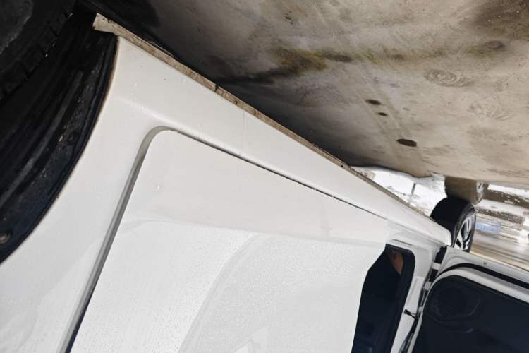 Used Dongfeng Fengon E380 2023 Standard Edition – Comfort Model 7 Seats Left Side Sill