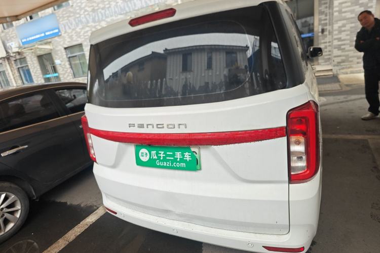 Used Dongfeng Fengon E380 2023 Standard Edition – Comfort Model 7 Seats Rear