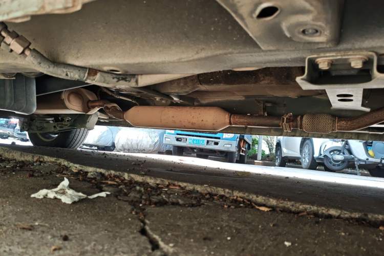 Used Dongfeng Fengon 2013 1.3L Manual Base Version DK13-08 Chassis Front Right