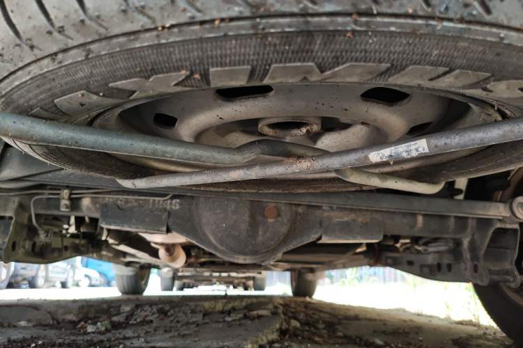 Used Dongfeng Fengon 2013 1.3L Manual Base Version DK13-08 Chassis Rear