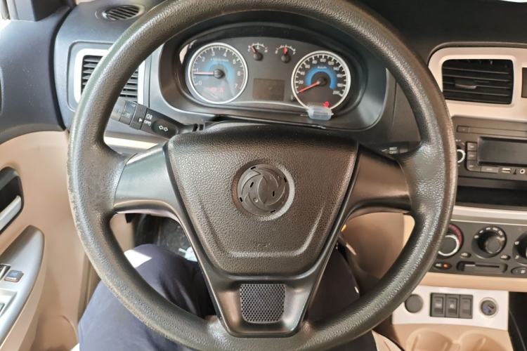 Used Dongfeng Fengon 2013 1.3L Manual Base Version DK13-08 Steering Wheel